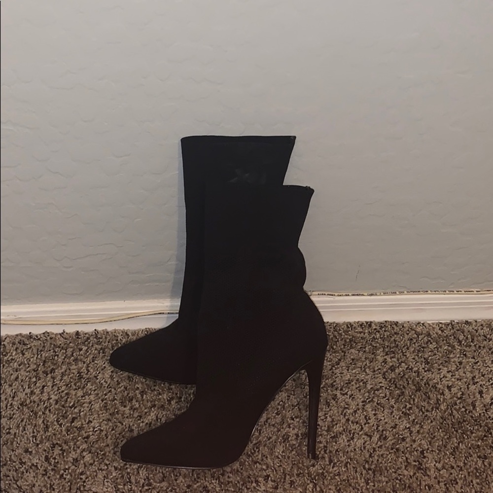 Steve Madden black heels